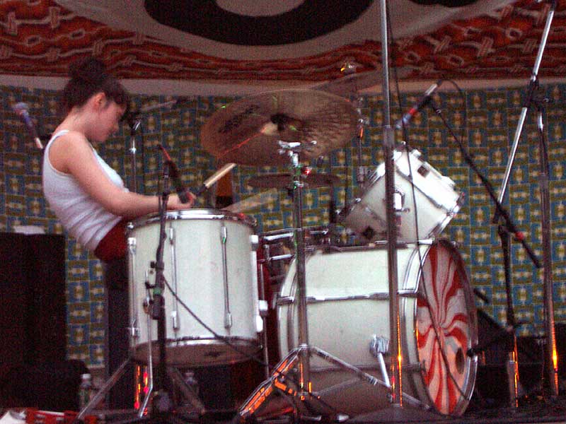 White Stripes - 10th Annual Bug Jar Fest,Highland Bowl August 12, 2001, Rochester, New York.