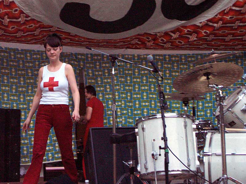 White Stripes - 10th Annual Bug Jar Fest,Highland Bowl August 12, 2001, Rochester, New York.