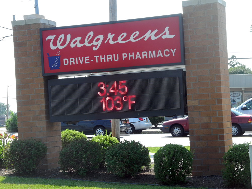 Walgreens sign with 103 degree temperature