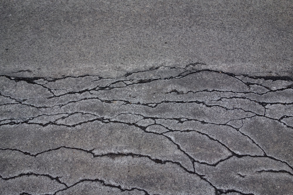 Pavement on Hoffman Road in winter