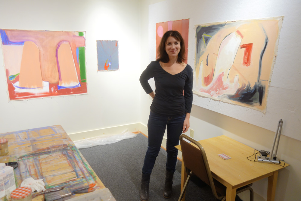 Renée Valenti in Main Street Art Gallery studio, Cliffton Springs