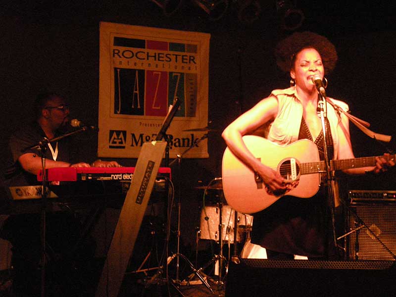 Stephanie McKay performing at the 2008 Rochester International Jazz Festival