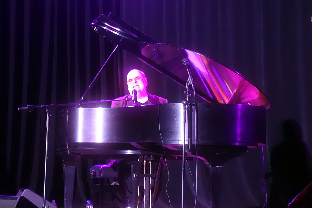 Ian Shaw performing at the 2019 Rochester International Jazz Festival