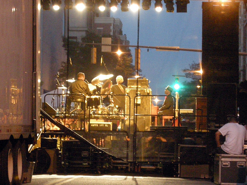 Booker T performing at the 2010 Rochester International Jazz Festival