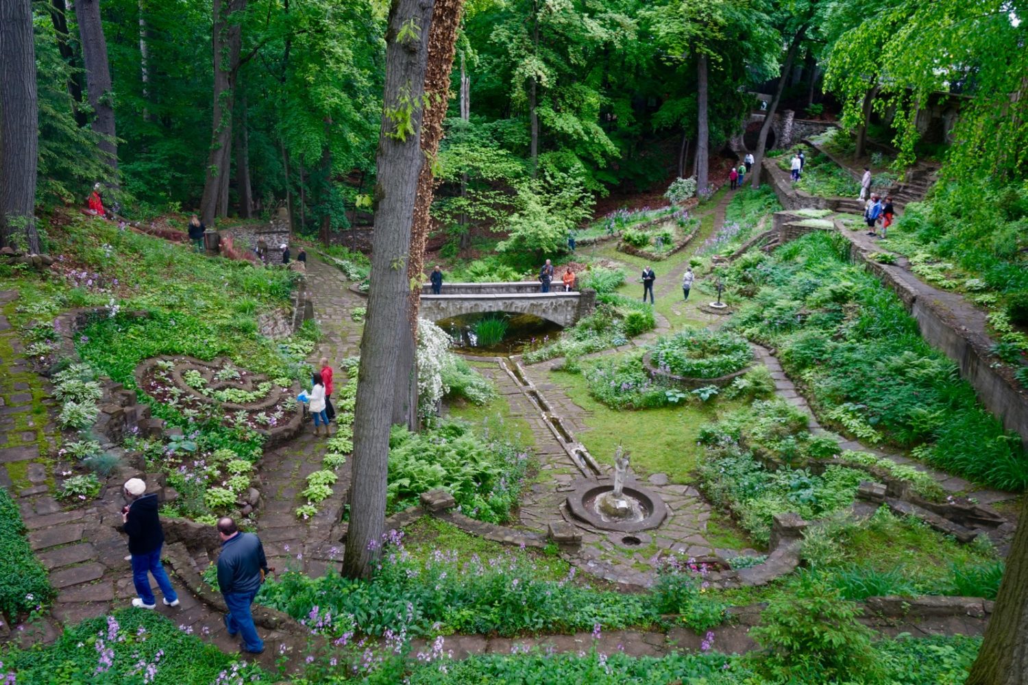 Gardens at Wynona and Saint Paul Boulevard Landmark Society Tour 2019