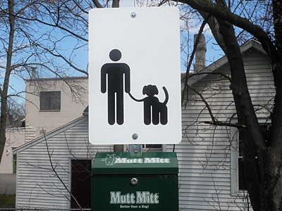 Mutt Mitt sign