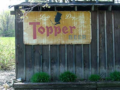 Topper Beer Sign